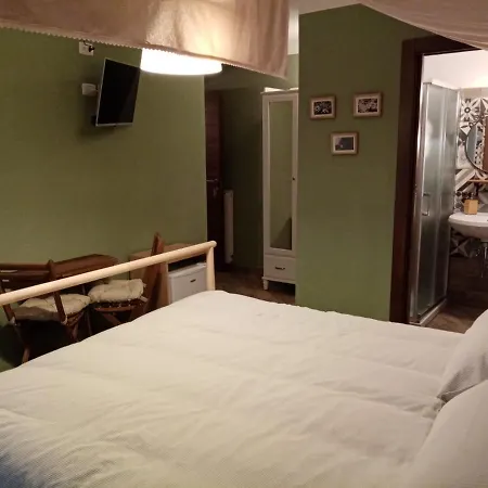 Il Vecchio Lupo فندق مبيت وإفطار كامبو دي جوفي