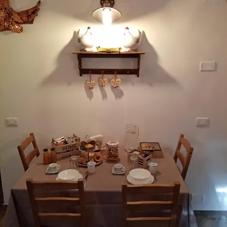 Il Vecchio Lupo فندق مبيت وإفطار كامبو دي جوفي