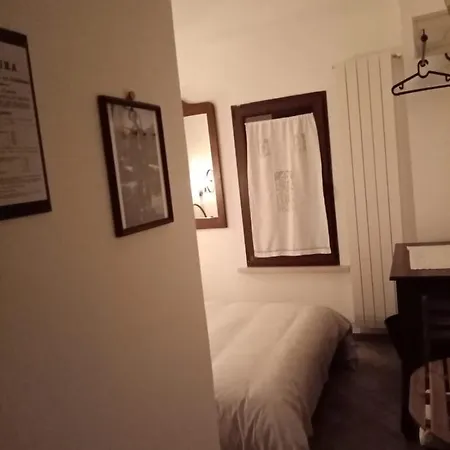 فندق مبيت وإفطار Il Vecchio Lupo كامبو دي جوفي