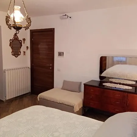 Il Vecchio Lupo ベッド・アンド・ブレックファスト カンポ・ディ・ジョーヴェ