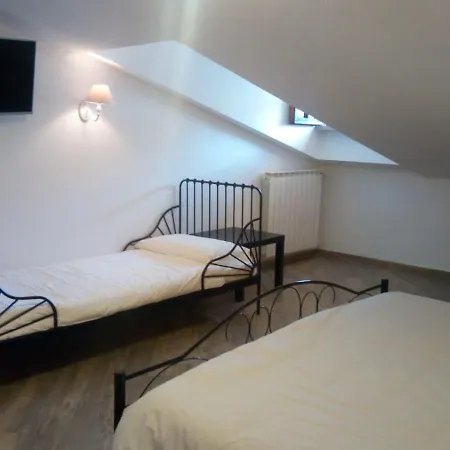 فندق مبيت وإفطار Il Vecchio Lupo كامبو دي جوفي