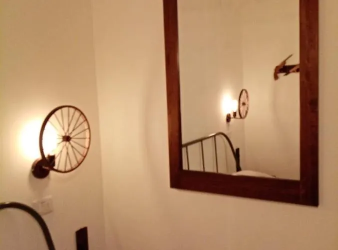 Il Vecchio Lupo Bed and Breakfast